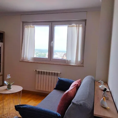 Estudio Panoramico 아파트 루고